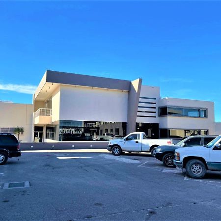Hotel Oasis Heroica Caborca Exteriör bild