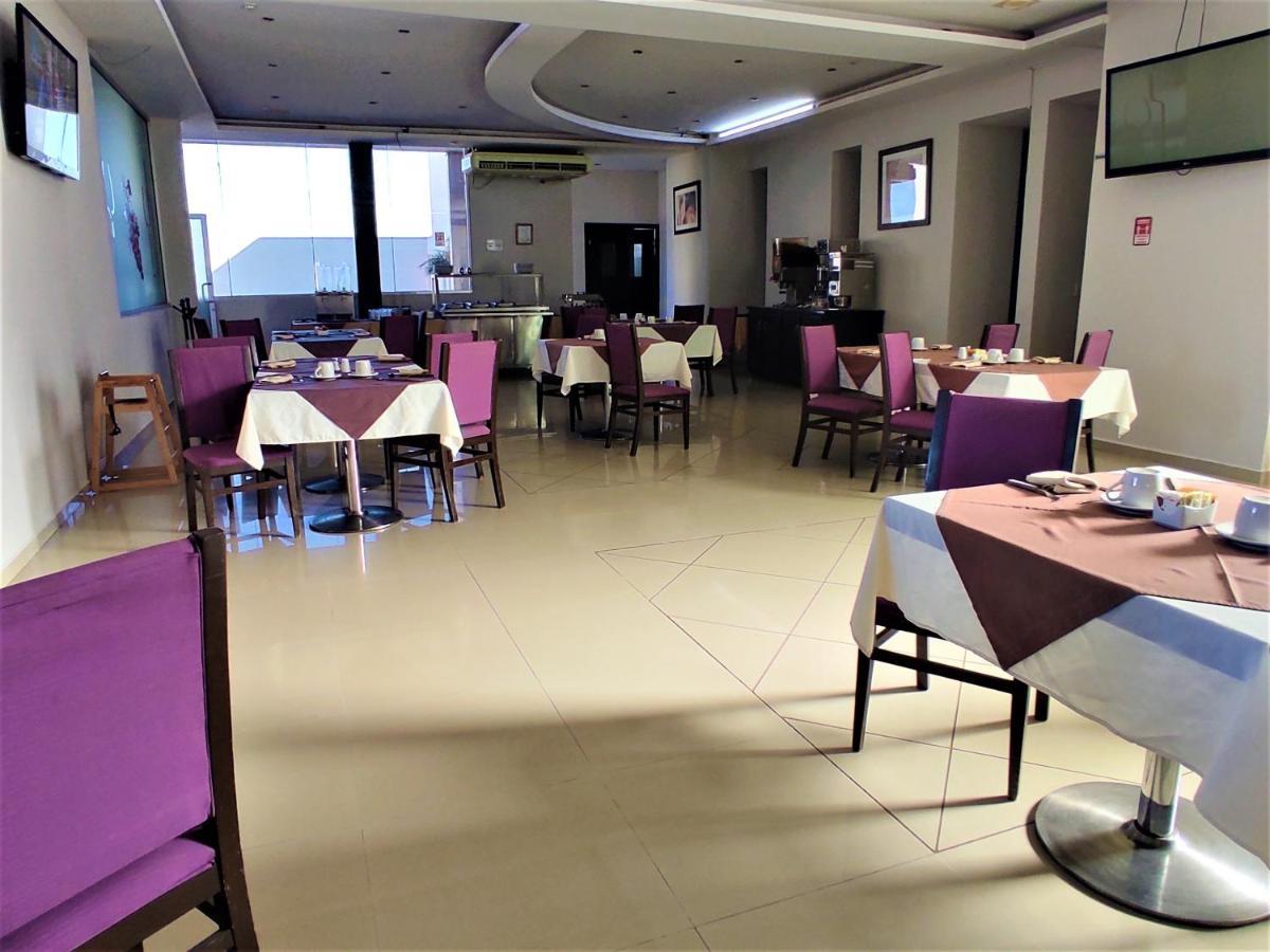 Hotel Oasis Heroica Caborca Exteriör bild