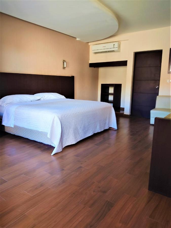Hotel Oasis Heroica Caborca Exteriör bild